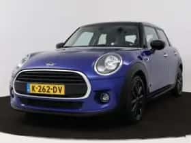MINI Cooper (2021) thumbnail 2