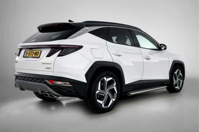 Hyundai Tucson (2023) thumbnail 2