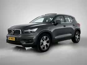 Volvo XC40 (2019) thumbnail 2