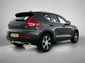 Volvo XC40 (2019) thumbnail 2
