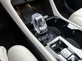 Volvo XC40 (2019) thumbnail 11