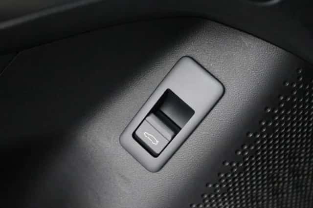 BYD Seal (2026) thumbnail 6