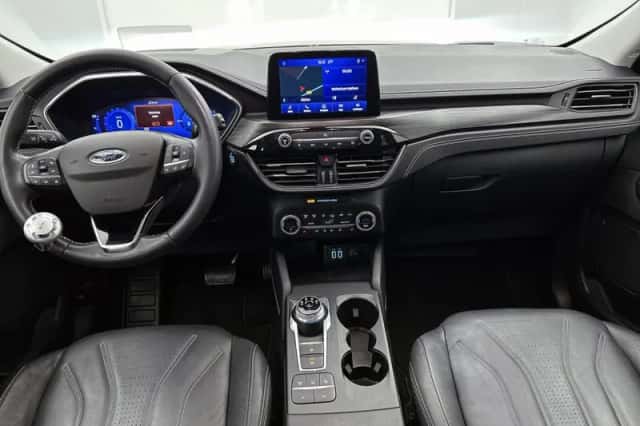 Ford Kuga (2021) thumbnail 5