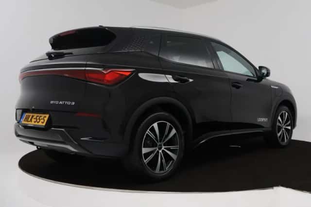 BYD ATTO_3 (2025) thumbnail 2