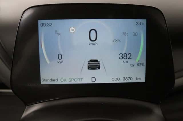 BYD ATTO_3 (2025) thumbnail 6