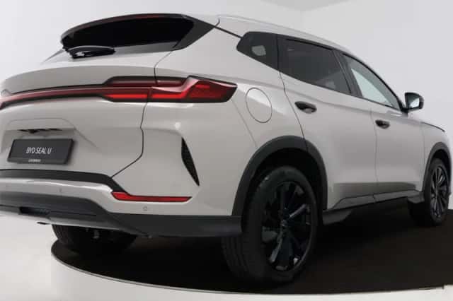 BYD SEAL_U (2026) thumbnail 2