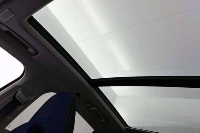 Lynk & Co 01 (2022) thumbnail 4