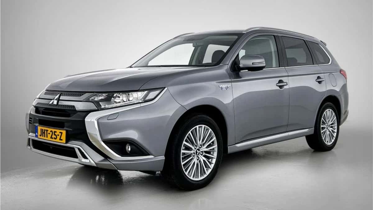 Mitsubishi Outlander (2020) — foto 1