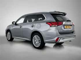 Mitsubishi Outlander (2020) thumbnail 13