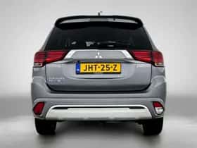 Mitsubishi Outlander (2020) thumbnail 21