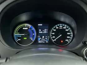 Mitsubishi Outlander (2020) thumbnail 5