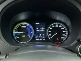 Mitsubishi Outlander (2020) thumbnail 6