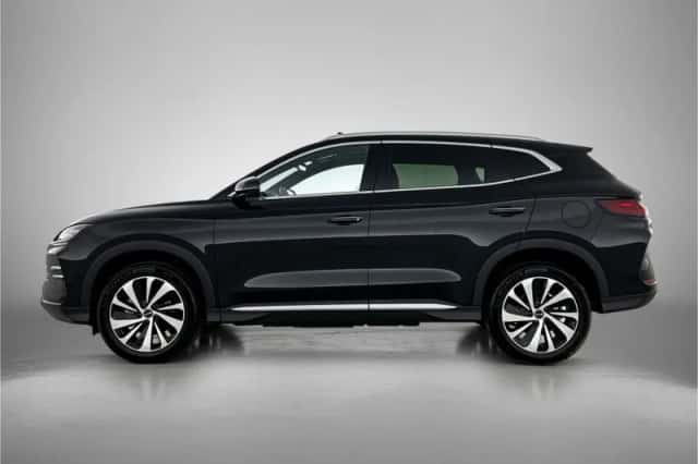 BYD SEAL_U (2026) thumbnail 3