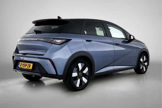 BYD Dolphin (2024) thumbnail 2