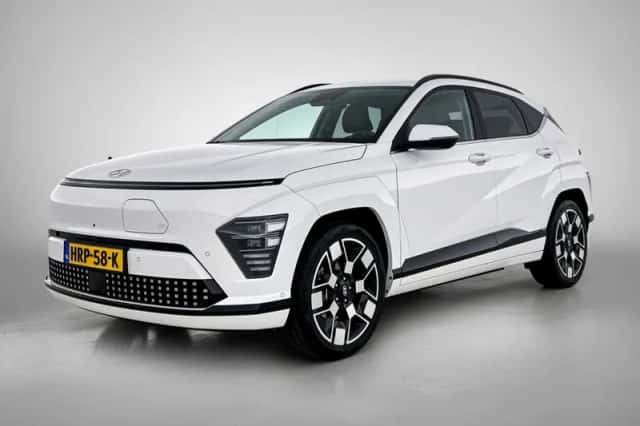 Hyundai Kona (2025) thumbnail 1