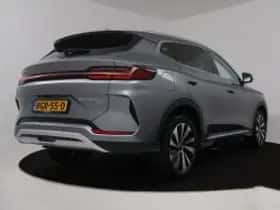 BYD SEAL_U (2025) thumbnail 3