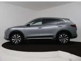 BYD SEAL_U (2025) thumbnail 3