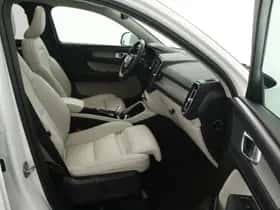 Volvo XC40 (2020) thumbnail 33