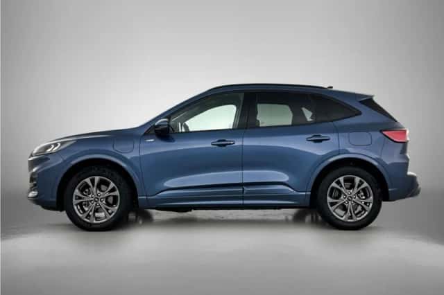 Ford Kuga (2022) thumbnail 3