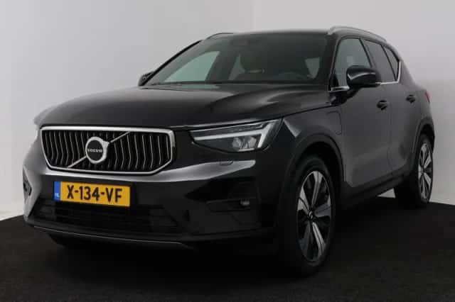 Volvo XC40 (2022) thumbnail 1