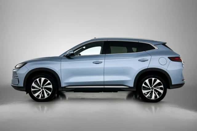 BYD Seal U (2025) thumbnail 3