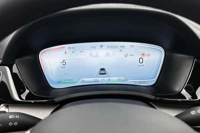 BYD Seal U (2025) thumbnail 6