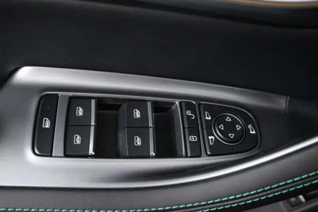 BYD SEAL_U (2026) thumbnail 4