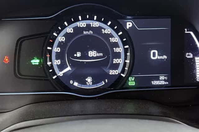 Hyundai Ioniq (2017) thumbnail 6