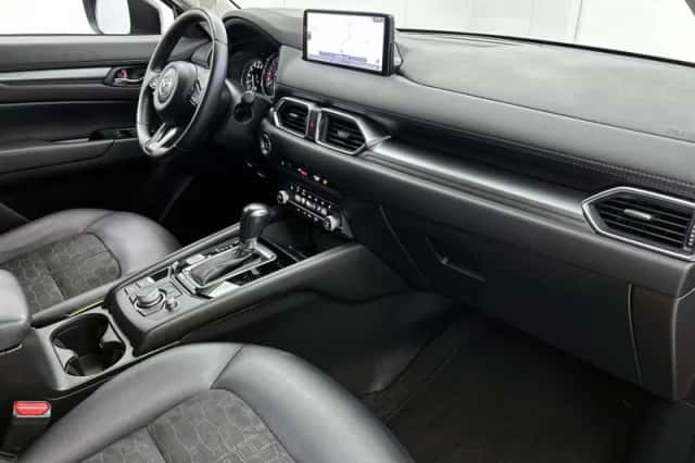 Mazda CX-5 (2023) thumbnail 6