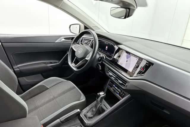Volkswagen Polo (2022) thumbnail 6
