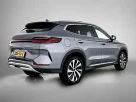 BYD SEAL_U (2024) thumbnail 2