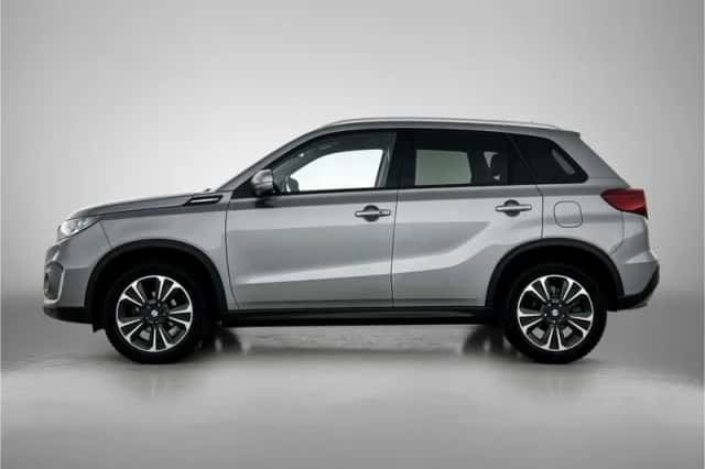 Suzuki Vitara (2018) thumbnail 3