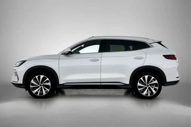 BYD SEAL_U (2025) thumbnail 3