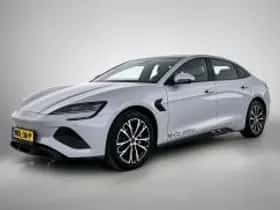 BYD Seal (2025) thumbnail 2