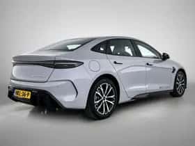 BYD Seal (2025) thumbnail 2