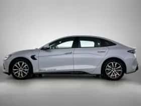 BYD Seal (2025) thumbnail 4