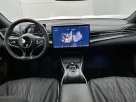 BYD Seal (2025) thumbnail 6