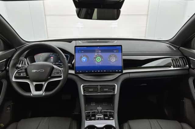 BYD SEAL_U (2025) thumbnail 5