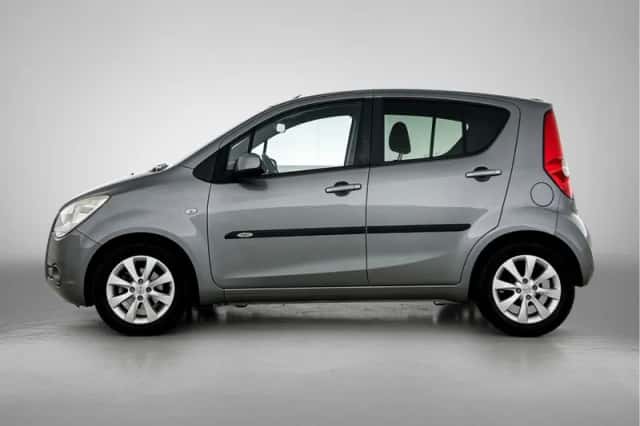Opel Agila (2014) thumbnail 3