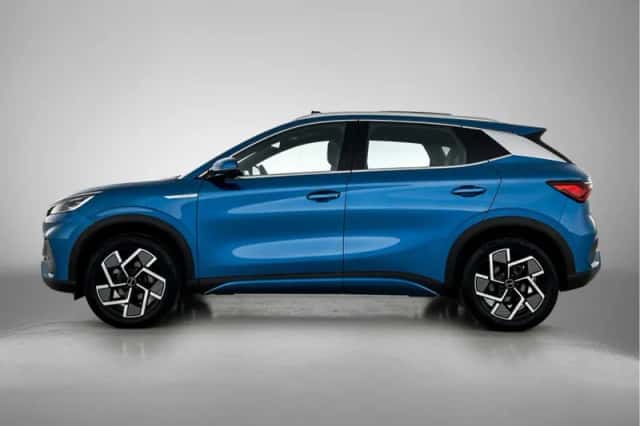 BYD ATTO_3 (2025) thumbnail 3