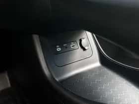 BYD ATTO_3 (2025) thumbnail 26