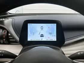 BYD ATTO_3 (2025) thumbnail 6