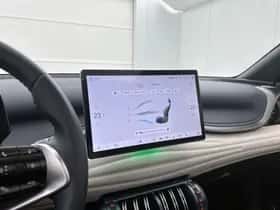 BYD ATTO_3 (2025) thumbnail 10