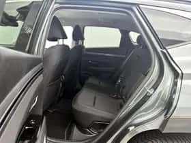 Hyundai Tucson (2021) thumbnail 16