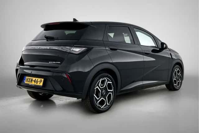 BYD Dolphin (2025) thumbnail 2