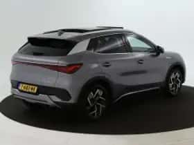 BYD ATTO_3 (2023) thumbnail 3