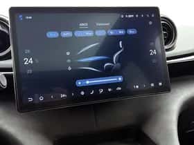 BYD Dolphin (2025) thumbnail 10