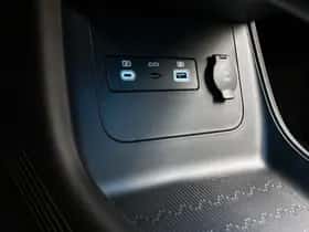 BYD ATTO_3 (2025) thumbnail 24