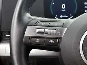 Hyundai Kona (2024) thumbnail 14