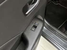 Hyundai Kona (2024) thumbnail 33